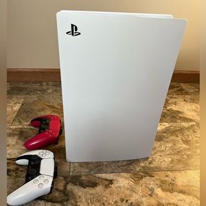 PS5 Digital Edition (only had for 10 months)